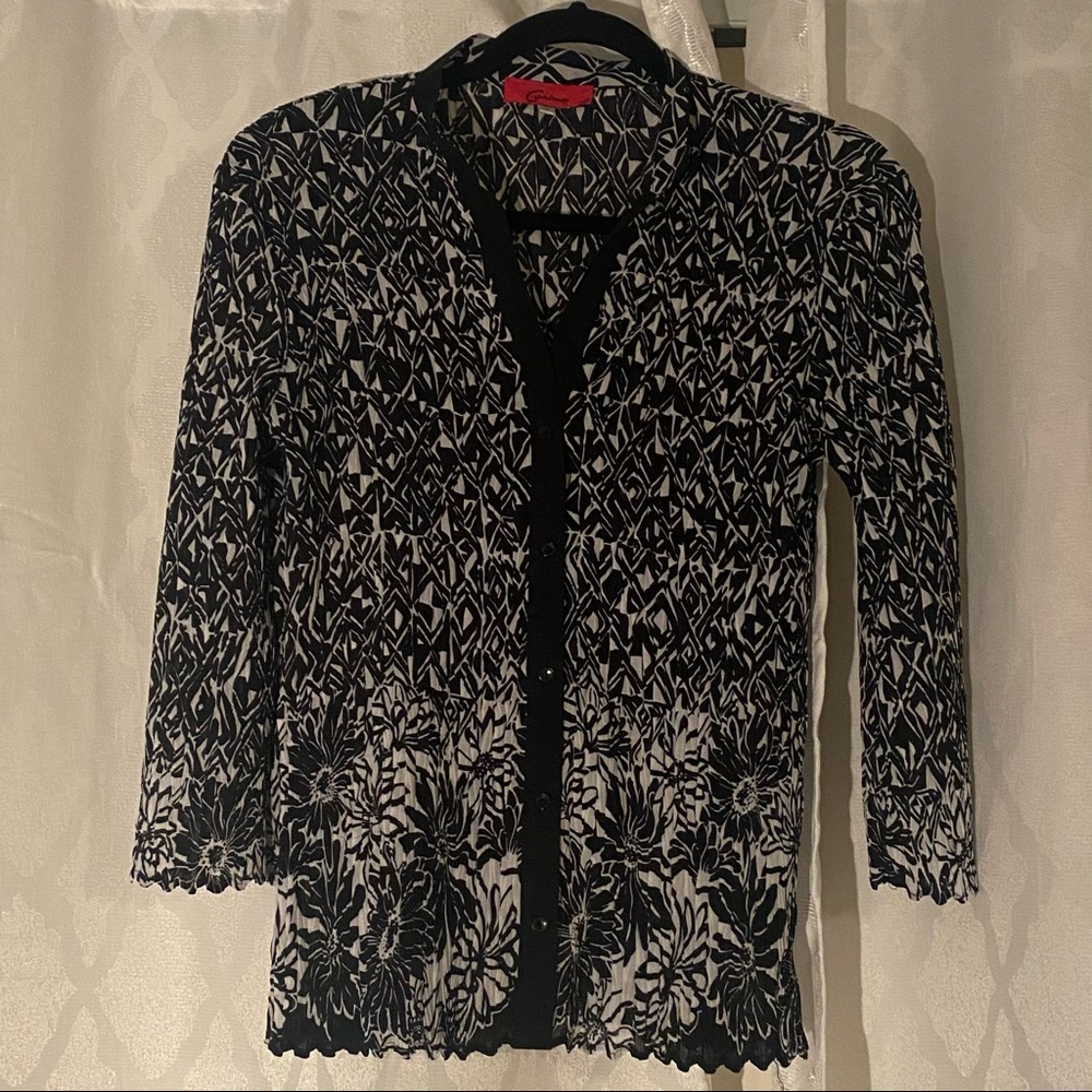 🌸long sleeve button down blouse